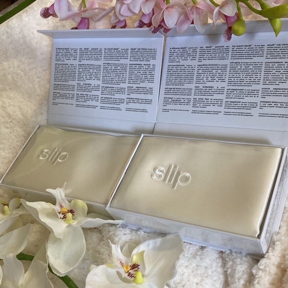 Slip Pure Silk Pillowcases x 2💕 - Picture 9 of 10